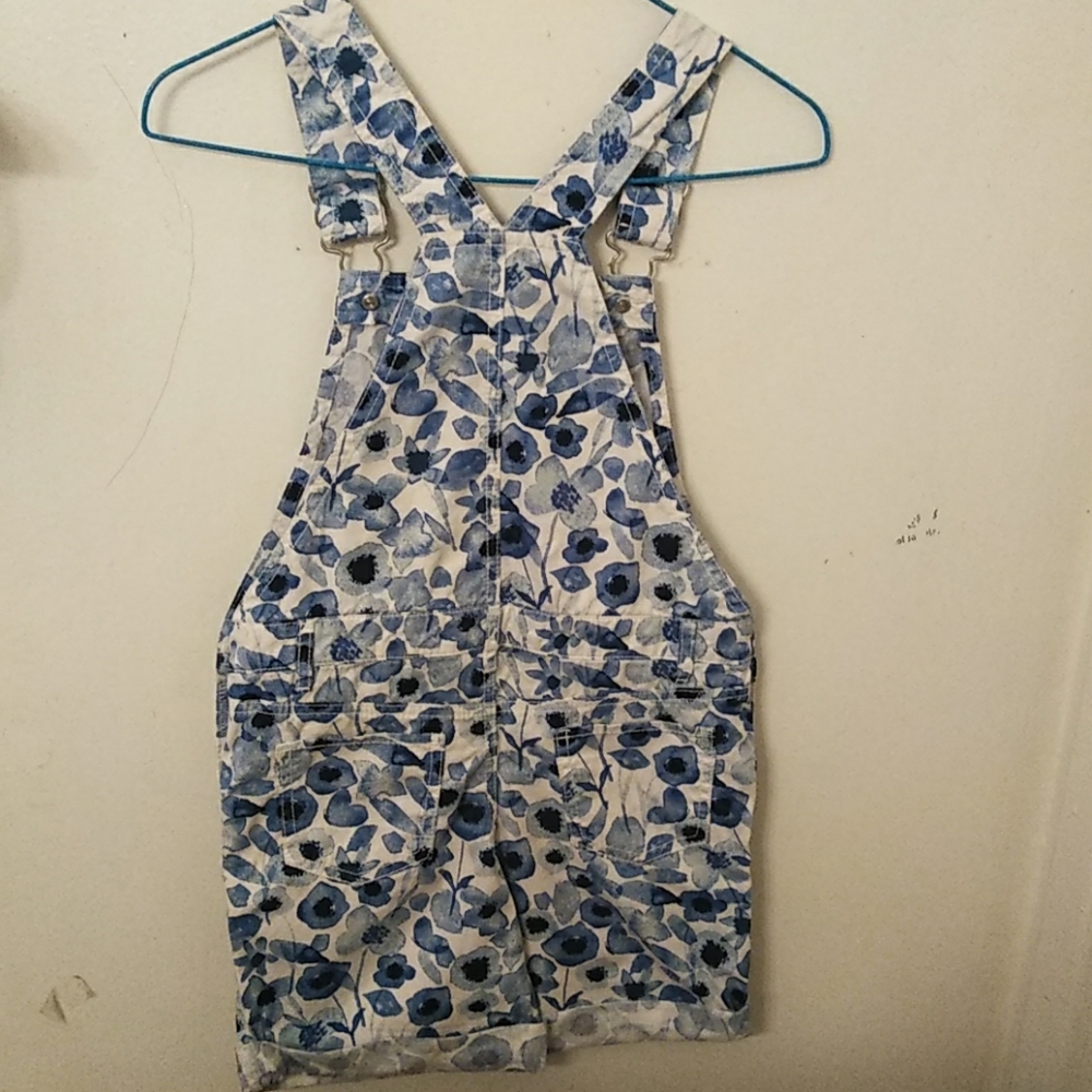 Jumpsuit - Picture 2 of 5